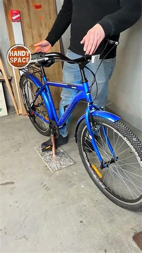 Cyclist, This Is a Great Idea! PVC Pipe and Board Trick! #bike