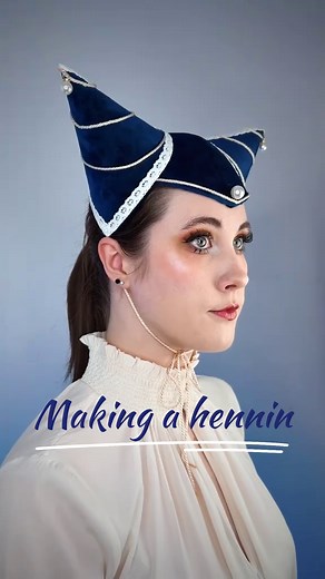 As promised, a little video / tutorial on how I made the hennin / princess hat 👸🏻 The pattern full guide can be found on my Etsy, link in bio ^^ I used the CF100 light stick from @ZHIYUN to create this little video 💡 #cosplay #hennin #costume #DIY