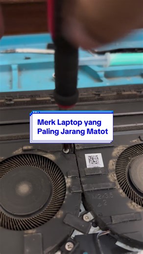Jadi ini laptop apa? #servicelaptop