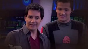 Lab Rats S01E04 Rats On A Train