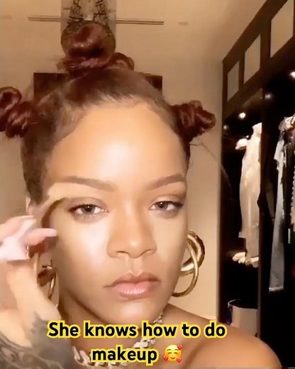 Rihanna knows how to do makeup; she did it simple ,she's beautiful 🥰#rihanna #fentybeauty #love