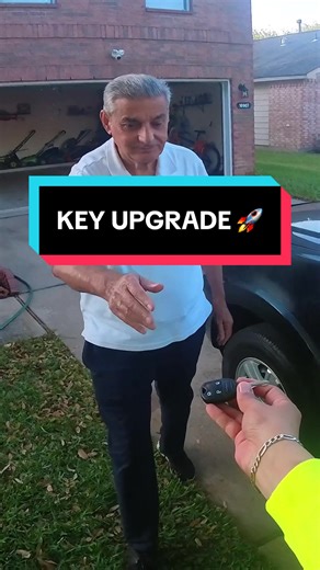 Ford Explorer Key Upgrade #locksmith #houston #houstonlocksmith #car #cerrajerohouston