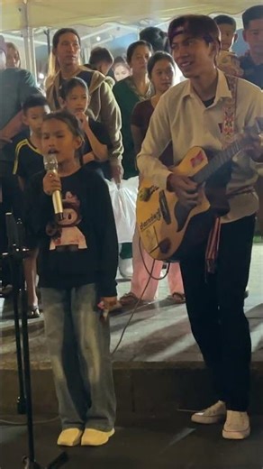 Amazing Traditional Dance & Singing in Cambodia