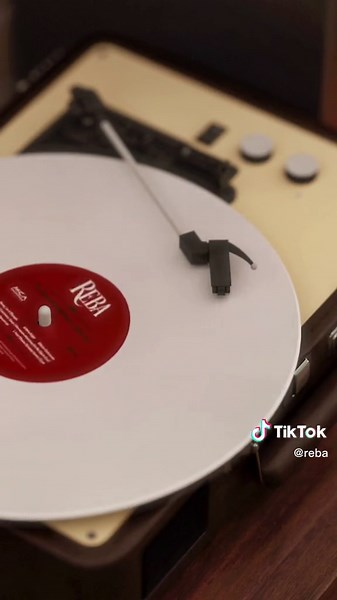 Reba McEntire Ultimate Christmas Vinyl Records Collection