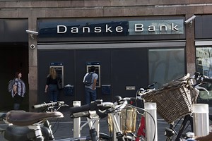 Fed Is Said to Probe Deutsche Bank Over Danske
