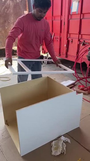 Bob’s Containers on TikTok