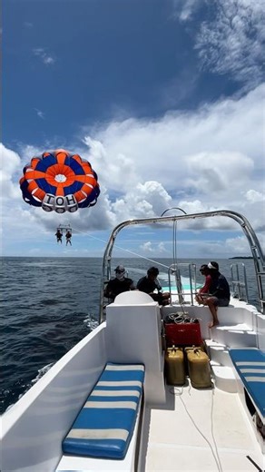 How to do parasailing #youtubeshorts #parasailing #bali