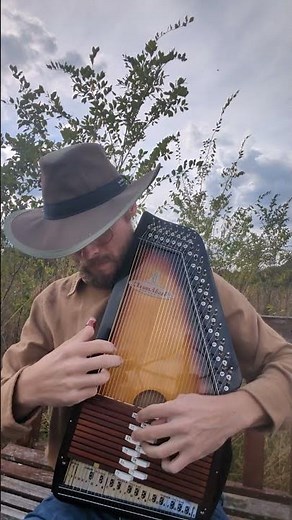"Waltzing Matilda" on Autoharp 🇭🇲 #autoharp #folk #aussie #music #traditional #australia