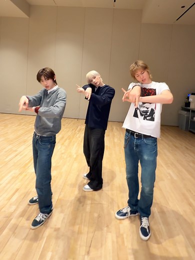 just stick with #MARTIN & #JUHOON 🫂 @cortis_bighit #TXT #CORTIS #하루에_하루만_더 #Stick_With_You