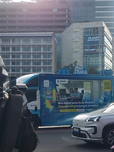 Live Streaming Lucu Bang Windah Keliling!