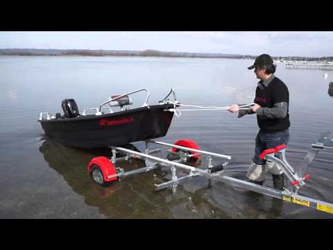 Etape 4 : mise à l'eau de la barque Delta Nautic