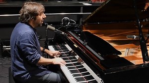 [La leçon de piano] "Le Do Majeur c'est le patron." Le conseil d'André Manoukian pour écrire la partition d'un film biblique. ♫♪ | France Inter