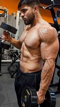 50 cm de braço! 💪😳 Os 3 exercícios de bíceps que ele nunca deixa de fazer #gym #bodybuilding #biceps