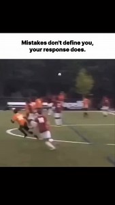 Mistakes don’t define you.❤️⚽️ Your response does. Every player makes mistakes. Even the great ones. But the difference? They use them. They learn. They adjust. They grow. A mistake is not the end, it’s information. A moment that teaches you who you are and who you can become. In this clip, the keeper slips for a second. Decision error. Bad timing. It happens. But instead of freezing, blaming, or giving up…he reacts. He owns the moment. And he fixes it himself. That’s what a real player does. Th