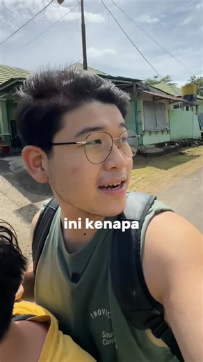 Louis Lie on Instagram: "Untung aja aku gak beneran lompat "