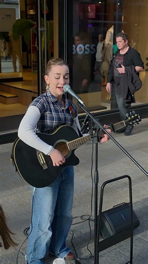 Grafton Street Fell in love… Ameera Sings “Linger” by The Cranberries Live