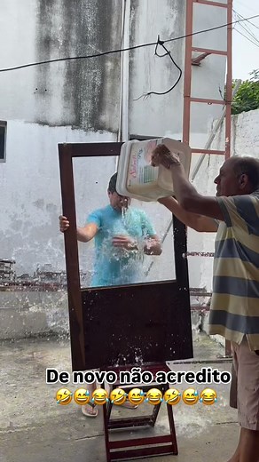 5.6M views · 10K reactions | #Pegadinha chôla apronta de novo 藍藍藍 | Chola Ivanilson | Facebook