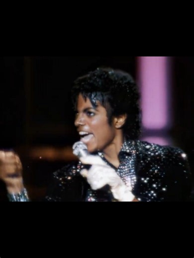 Michael Jackson Billie Jean Live (Motown 25) (1983) #michaeljackson #liveperformance #kingofpop #billiejean #80s