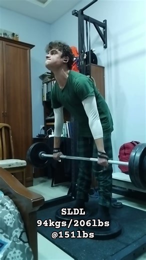 SLDL 94kgs/206lbs #bodybuilding #reels #powerlifting#legday#deadlifts #gainz#strength#squats #shorts