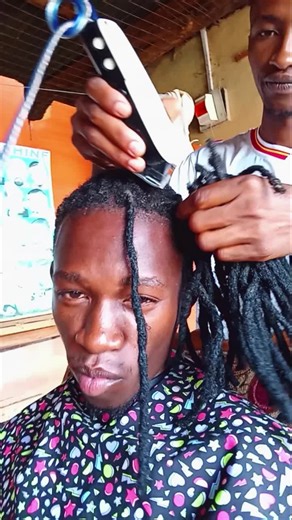 Street Singing Performance of Doja Cat's 'Streets'