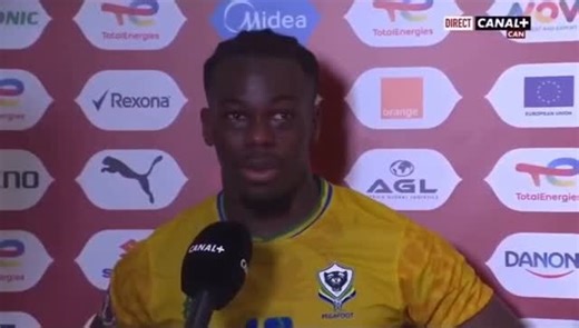 Pantheres Inside on Instagram: "🔴 Très affecté après la défaite des Panthères, Jacques Ekomie n’a pu contenir son émotion cet après-midi. Un moment fort, à l’image de la désillusion collective, alors que la qualification du Gabon s’éloigne. 😔🇬🇦 #gabon #explorer ©️Pantheres.Inside"