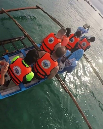 An unforgettable swim in Cebu, Philippines! #Cebu, #whaleshark #travel