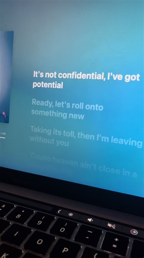 The Killers - Somebody Told Me Lyrics