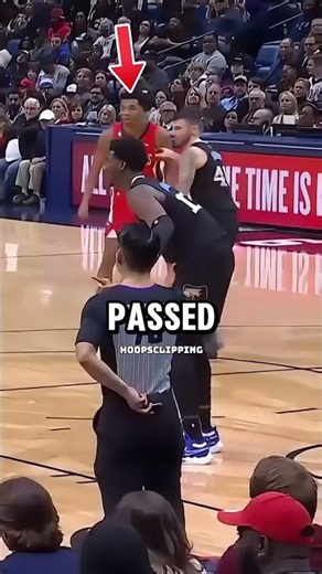 How did Ja Morant know he was there? 🏀
