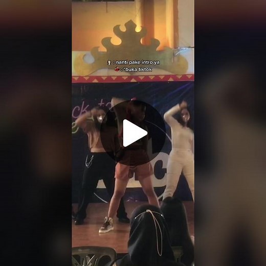 Tiktok jalan ninja nyari intro wkwk #dancekpop #danceinpublic #sglisapartchallenge