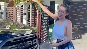 No bra washing the car outside | No bra car wash |  Nudity, Sexually and Explicit Video on YouTube