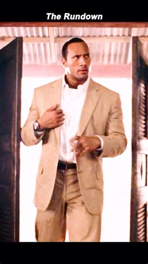 "No Guns? No Problem." | The Rock's BRUTAL Bar Fight in The Rundown (2003) 🔥