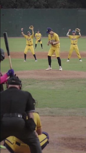 Savannah Bananas In Game Dance