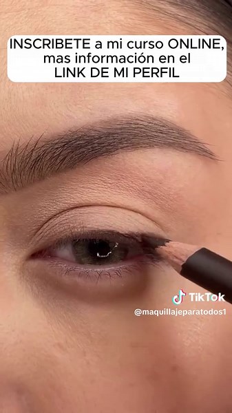 Trucos de Maquillaje para Resaltar Ojos Pequeños