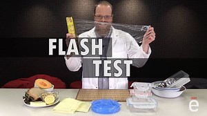 Nous avons testé trois solutions de rechange à la pellicule plastique: les contenants de plastique avec couvercle, les couvercles Fresh Tops et les tissus recouverts de cire d'abeille. Voyez lesquels sont les meilleurs! Pour voir toutes nos vidéos: https://www.youtube.com/protegezvous | Protégez-Vous