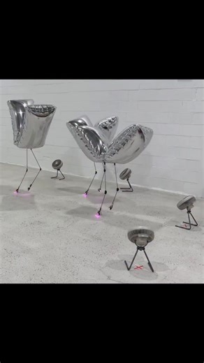 Lightness of Submission is an artistic robotic piece created by Dennis Hong, a renowned roboticist and mechanical engineer. The work features a balloon-powered robot with a helium-filled mylar balloon body and articulated legs.It floats and walks around, blending the precision of robotics with the expressive fluidity of performance art. | GIGadgets