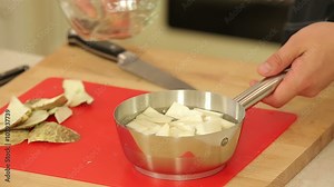 Water to boil celery