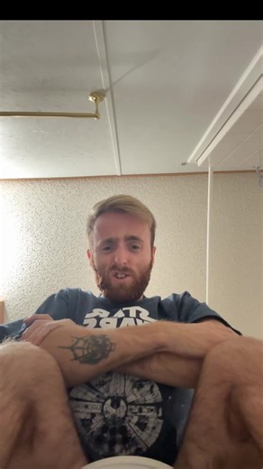 Humorous Toilet Mishaps: Sleepy Thoughts on Restroom Etiquette