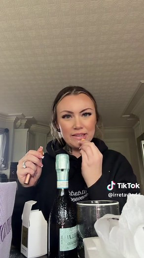 Wedding Day Fun: Bridesmaid Vibes