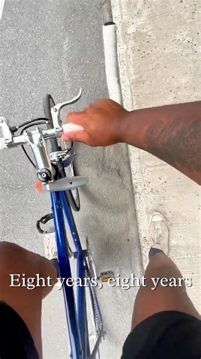 Come and test ride Moose electric bikes in our Montreal store and find the perfect fit for your urban commute. ✅ Free in-store test ride ✅ Personalized advice ✅ Compare the Caravelle Lightweight & Métropolitain V2 models Why visit our store? Because an eBike is something you have to experience. Hop on, test our models, and discover the one that truly fits your lifestyle. Ready to go? Ride away with your new electric bike today or order it online in just a few clicks. | Moose Bicycle