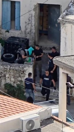 Εντοπισμός όπλου σε αποθήκη σπιτιού στα Βορίζια (2)