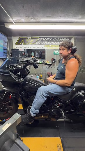 😮 This Lowrider ST might be faster than my 135 CVO ST. Yes, you read that correctly… 144hp 145tq Careful pulling up to this bike thinking you’ll smoke them, this f@&ker is FAST!! If you have a Harley Davidson, doesn’t matter what model, year or motor type, and you want it to perform its best, then give me a call or text. For the first time in my career I’m booking through the winter. Schedule your dyno tune or routine maintenance today. #harley #harleydavidson #harleydavidsonmotorcycles #lowrid