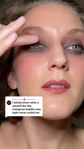 BRING GRUNGE BACK: 1920s Smokey Eye Makeup Tutorial