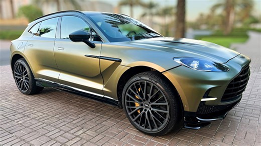 World's Fastest SUV - Aston Martin DBX707