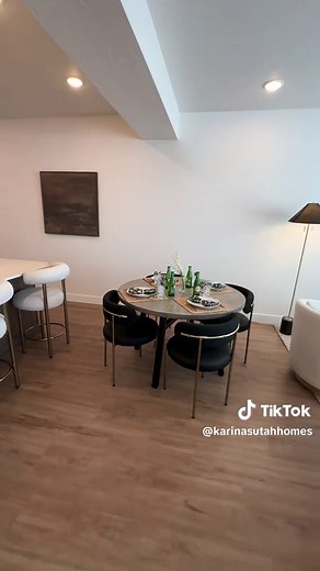 If you’ve been looking for a high end townhome without the high end price tag, this is a must see. After viewing tons of townhomes with my clients in Davis and Weber county, this is where they landed and they are LOVING it! The builder was fantastic to work with and changed several things that my clients wanted adjusted for their needs. The builder is offereing some incredible end of year savings so if you’ve been waiting for the right time to jump-it’s time! Reach out for more details. #hooperu