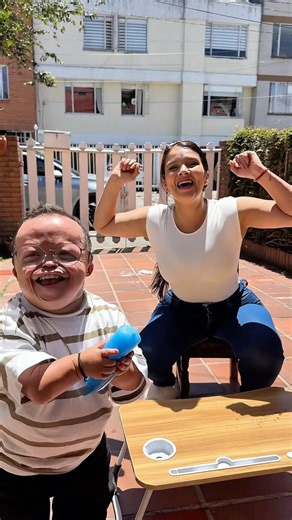 WHAT'S YOUR FAVORITE COLOR? #funny #ibañezfamily #humor #familycases #comedy #fypvir