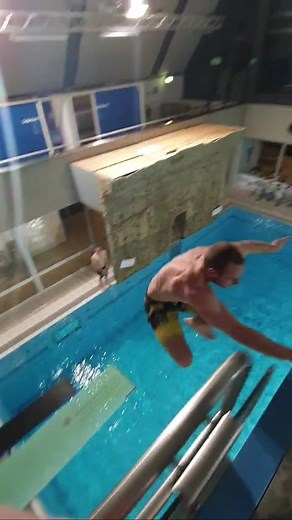 Der Bademeister und der 5er Sprung