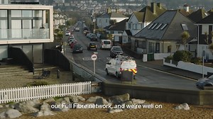 Big changes are happening in the UK’s telecoms network! 📡 We're retiring thousands of old copper-based exchanges to make way for #FullFibre broadband. To make the switch smoother for customers and providers, we're building new cross-connection cabinets, that work like mini exchanges - keeping services running without disruption. See how it works ⬇️ | Openreach