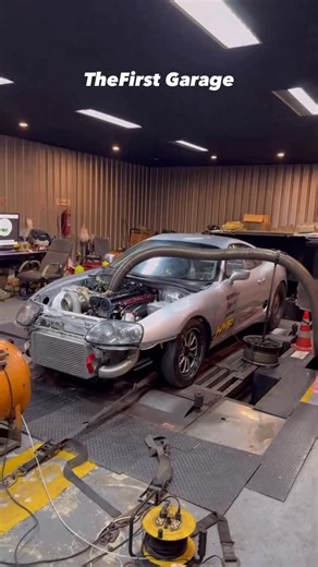 #1 Car Channel | They building monsters😭🔥 @thefirst_somsuay and @puredragthailand #americanmuscle #challenger #dodgecharger #musclecar #reels | Instagram