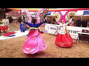 Традиционный корейский танец с веером 부채 춤 (полная версия)