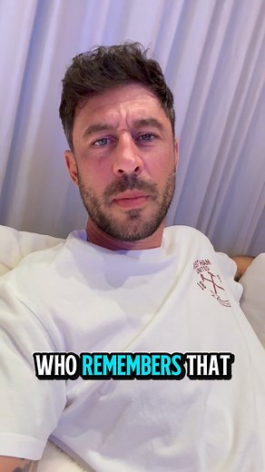 What’s a jacket that poor people used to wear. That green German Army jacket was definitely one of them 🇩🇪 #nostalgia #growingupinthe90s #growingupbritish #90s #90sfashion #england | Sam Palmer